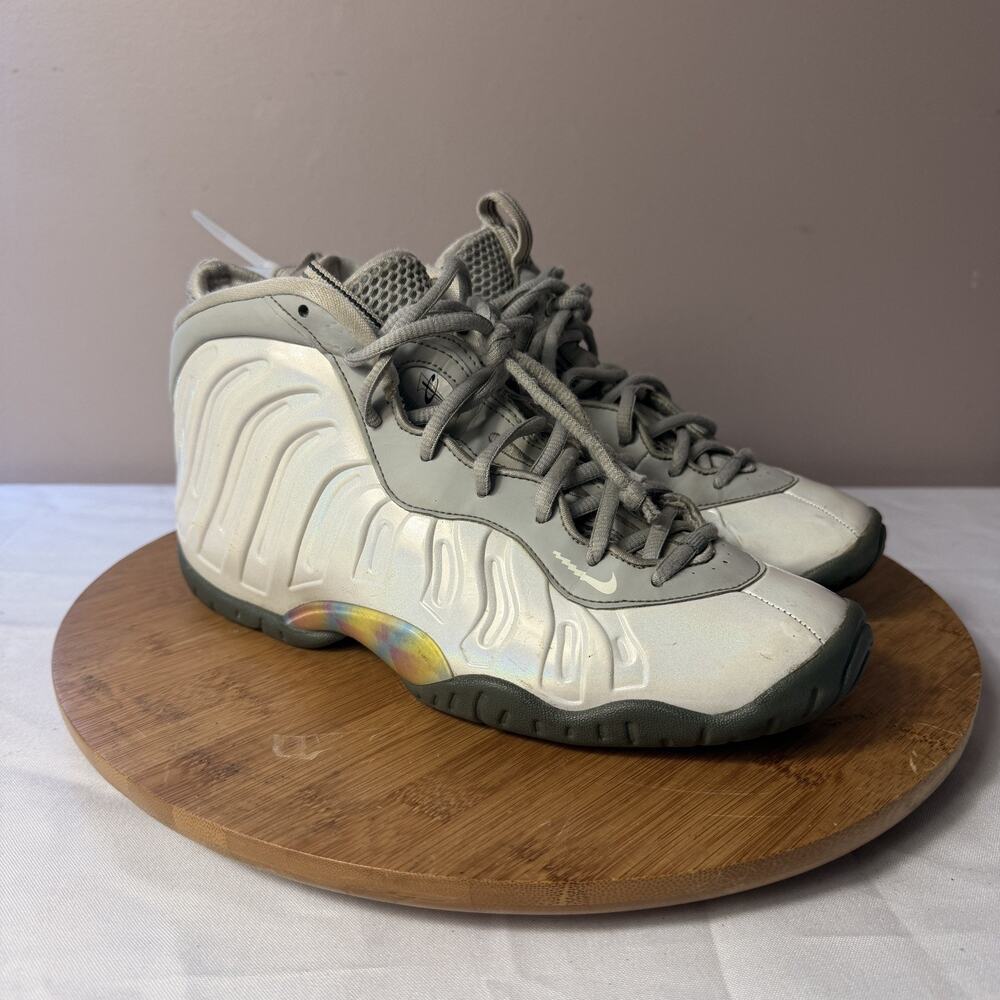 NIKE LITTLE POSITE ONE KSA (GS) "RAINBOW PIXEL" KIDS’ SIZE 6.5Y #CU1054-001